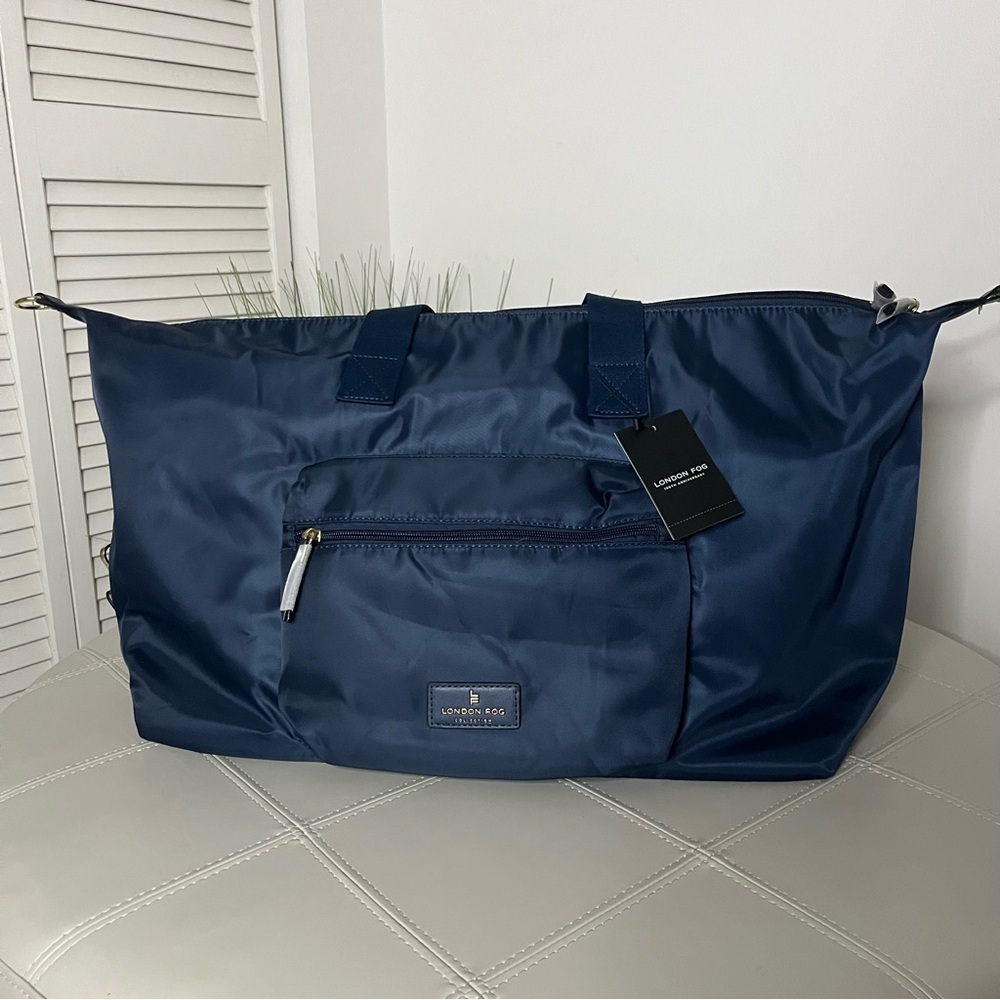 London Fog Blue Duffel Bag Durable Travel Essential